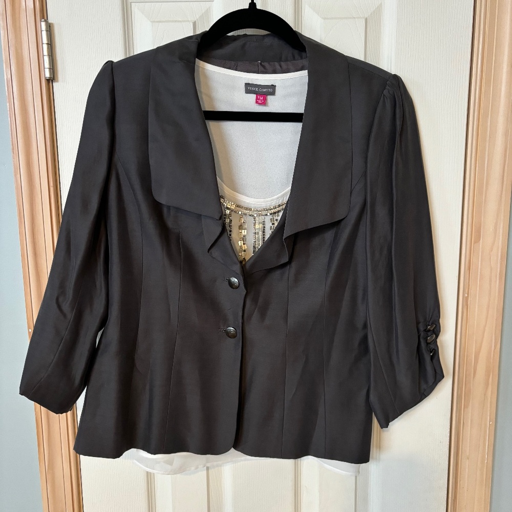 Womans top/ jacket ensemble, Vince Camuto, Size PM